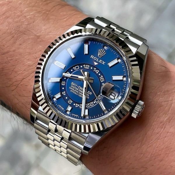 ROLEX SKY DEWLLER   Premium Quality WATCH