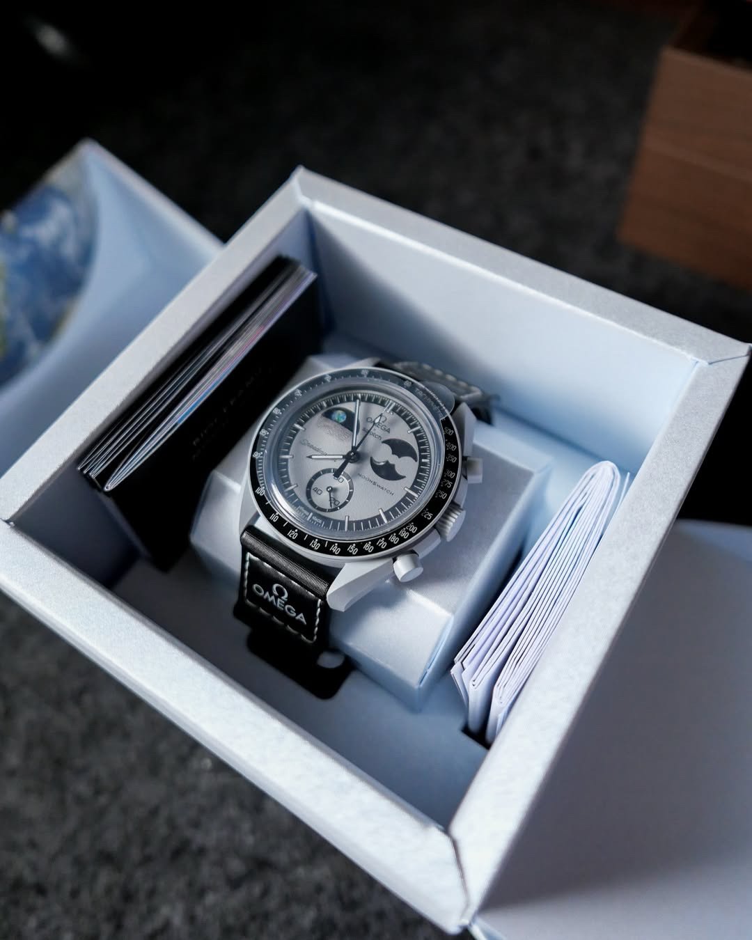 OMEGA X SWATCH MISSION TO MOON BLACK