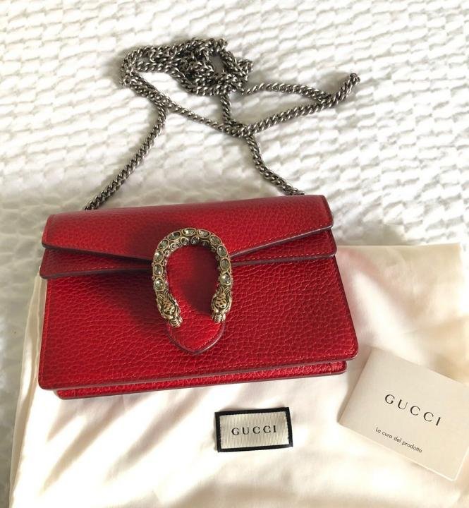Gucc.i Dionysus mini bag in Red leather.
