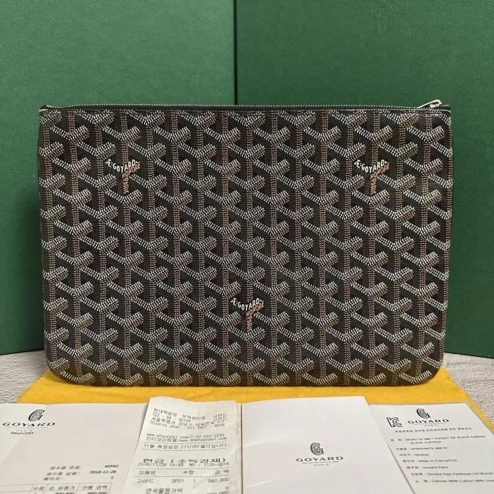 Goyard Snat MM pouch in  Goyardine